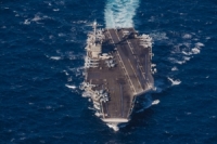 القوات اليمنية تستهدف الحاملة “ترومان” بعدد من الصواريخ المجنحة والطائرات المسيرة