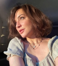 الفنانة سلاف فواخرجي ترد على من نعتوها باللاجئة.. فماذا قالت!!؟