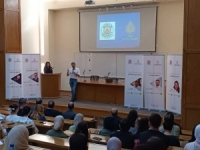 كلية الإعلام تطلق دورات تدريبية متخصصة لطلاب السنة الرابعة بالتعاون مع معهد الجزيرة للإعلام