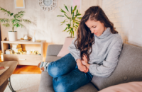 غازات المعدة والانتفاخ.. أسبابها وطرق التخلص منها