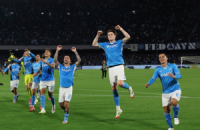 نابولي يهزم تورينو بثنائية نظيفة وينفرد بصدارة الدوري الإيطالي