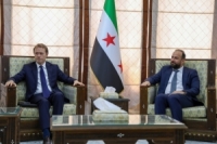 وزير الإعلام يبحث مع وفد فرنسي إمكانية إطلاق بث إذاعة 