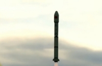 الصين تطلق قمراً صناعياً لاختبار تقنيات الإنترنت الفضائي