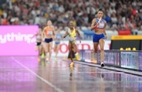 العداءة سيدني ماكلولين-ليفروون تتوج بجائزة الأفضل في ألعاب القوى