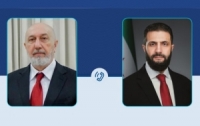 الرئيس الشرع يهنئ نظيره العراقي ويبحث معه تعزيز العلاقات والتعاون المشترك