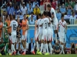 كوستاريكا تزيد من تعقيدات المجموعة الرابعة بعد هزيمتها أوروغواي 3-1