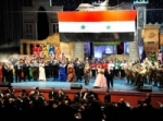 بمشاركة حشد من نجوم الفن السوري.. مهرجان الأغنية الوطنية يفتتح أمسياته