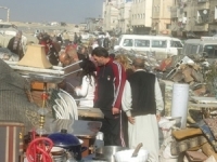 أسواق للمسروقات على أطراف المدن.. هل أسقطت الحرب قيم السوريين وأخلاقهم.. أم الحاجة تبرر الوسيلة؟